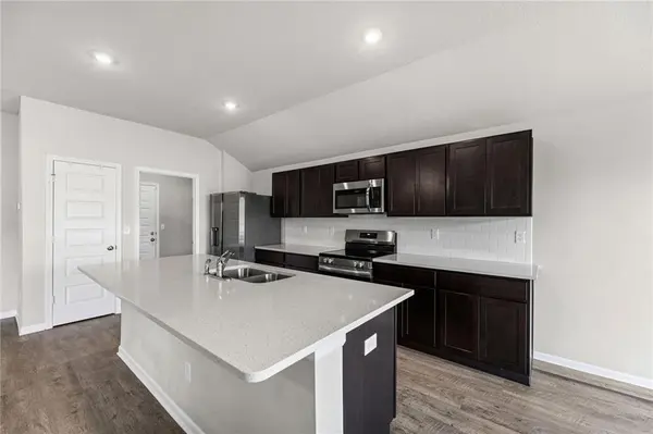 1606 Maci ST, Belton, MO 64012