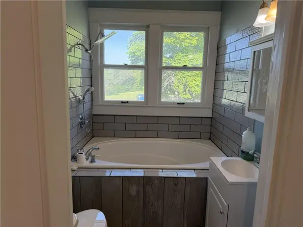 311 W Grand ST, Gallatin, MO 64640
