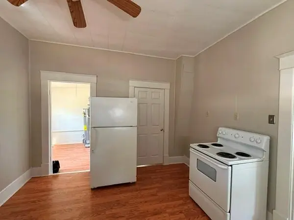 729 E 4th ST, Cherryvale, KS 67335