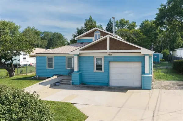 7311 Leavenworth RD, Kansas City, KS 66109