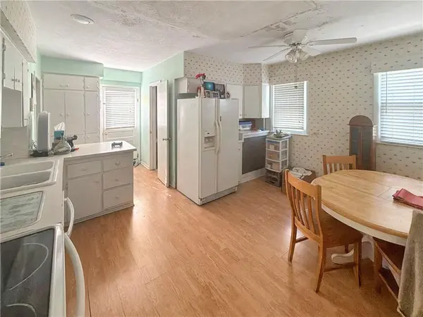 109 N 10th ST, Atchison, KS 66002