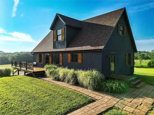 26815 330th ST, Maryville, MO 64468