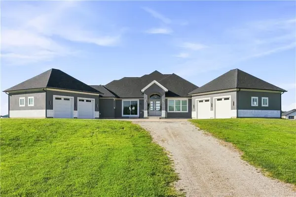 12006 E 195th ST, Raymore, MO 64083