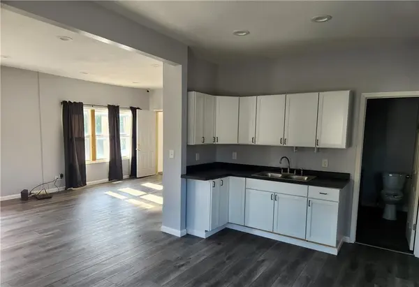 307 E 23rd ST, Independence, MO 64055