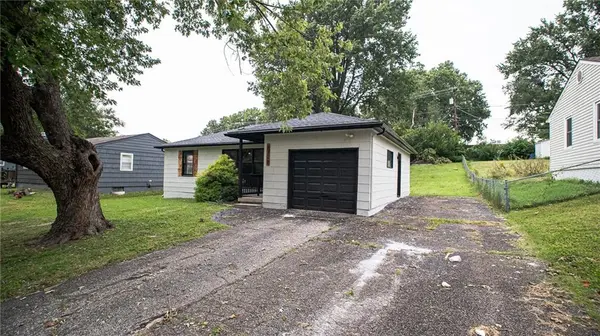 6122 Longwood AVE, Kansas City, KS 66104