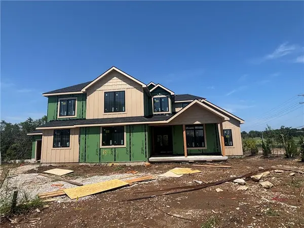 18400 Floyd ST, Overland Park, KS 66085