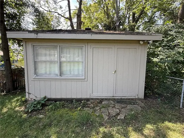 10610 Bellefontaine AVE, Kansas City, MO 64137