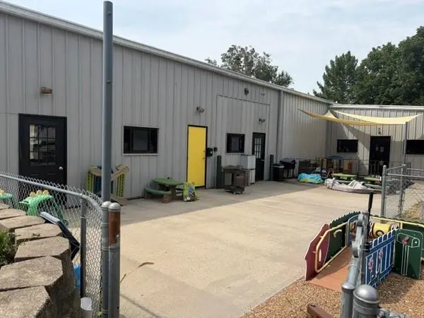 1427 Main ST, Atchison, KS 66002