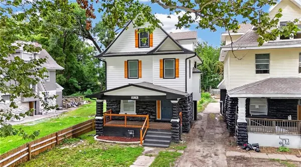 3328 Prospect AVE, Kansas City, MO 64128