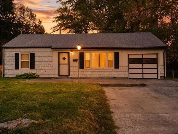 505 NE 67th TER, Gladstone, MO 64118