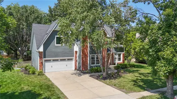 5100 W 131st ST, Leawood, KS 66209