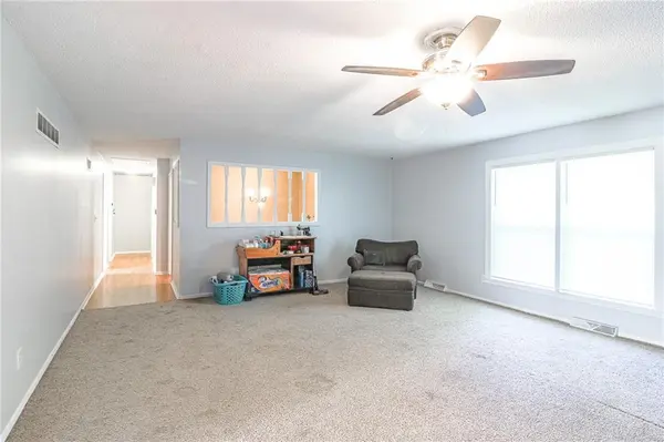 12723 Cave LN, Excelsior Springs, MO 64024