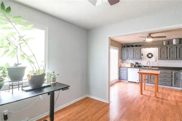 12723 Cave LN, Excelsior Springs, MO 64024