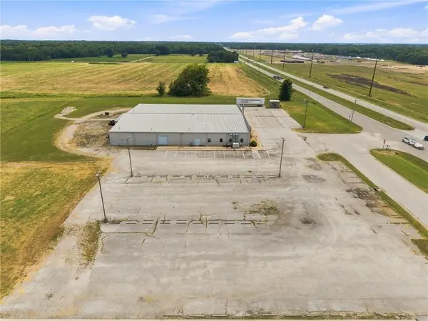274 N Industrial DR, Pittsburg, KS 66762