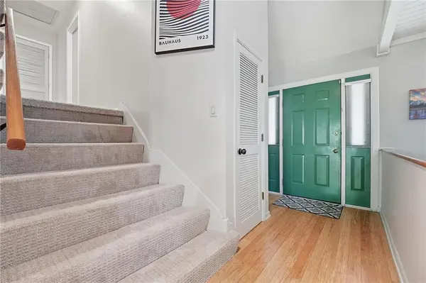 9332 W 116th TER, Overland Park, KS 66210