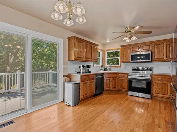 14606 St. Andrews DR, Grandview, MO 64030