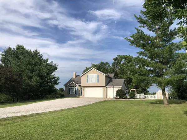 14113 Cameron RD, Excelsior Springs, MO 64024