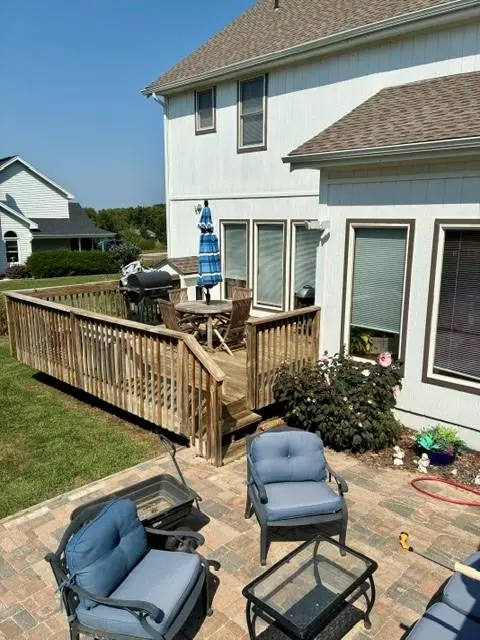 17807 157th TER, Basehor, KS 66007