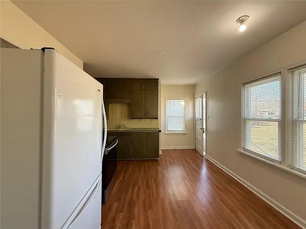 231 W 4th ST, Junction City, KS 66441