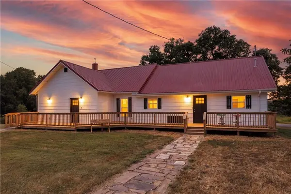2259 Reno RD, Neodesha, KS 66757