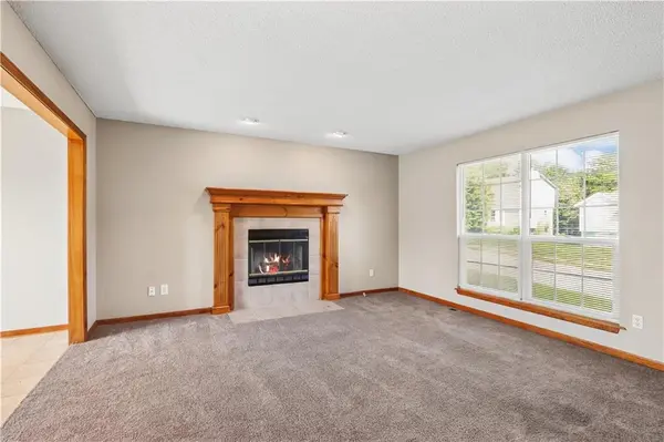 2009 Cypress WAY, Pleasant Hill, MO 64080