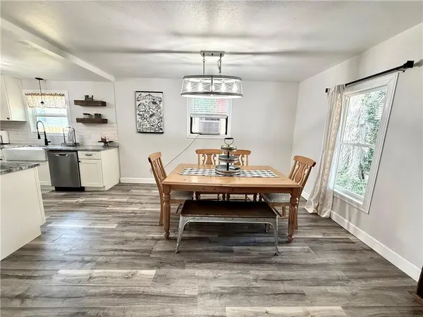 424 2nd ST, Barnard, MO 64423