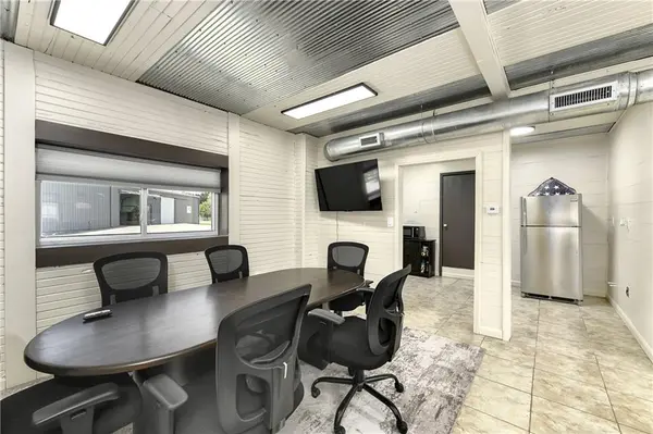 176 W 1ST ST, Peculiar, MO 64078