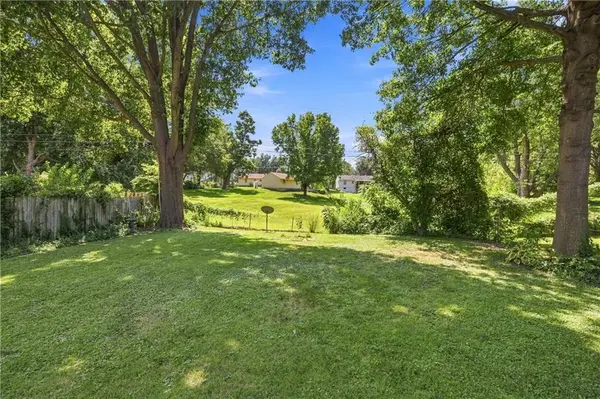 16007 E 17th ST #S, Independence, MO 64050