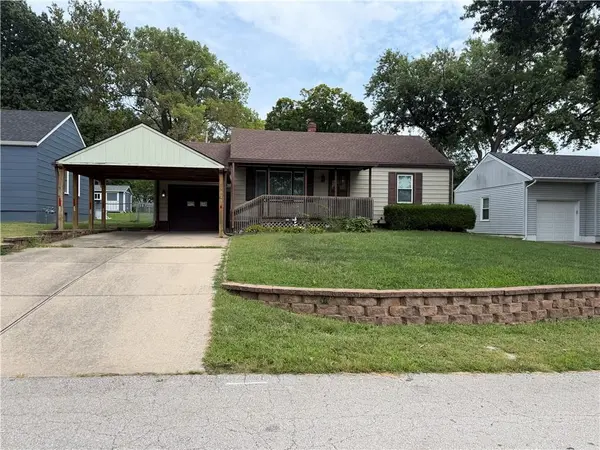 3129 Englewood TER, Independence, MO 64052