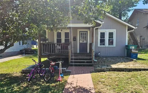 1129 Parker AVE, Osawatomie, KS 66064