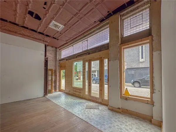 215 South ST, Excelsior Springs, MO 64024