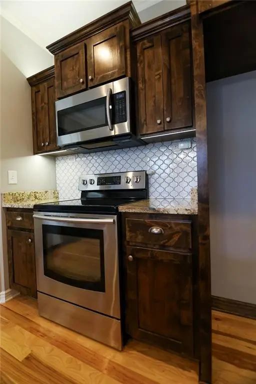 3725 N 154th ST, Basehor, KS 66007