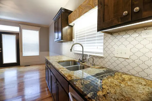 3725 N 154th ST, Basehor, KS 66007