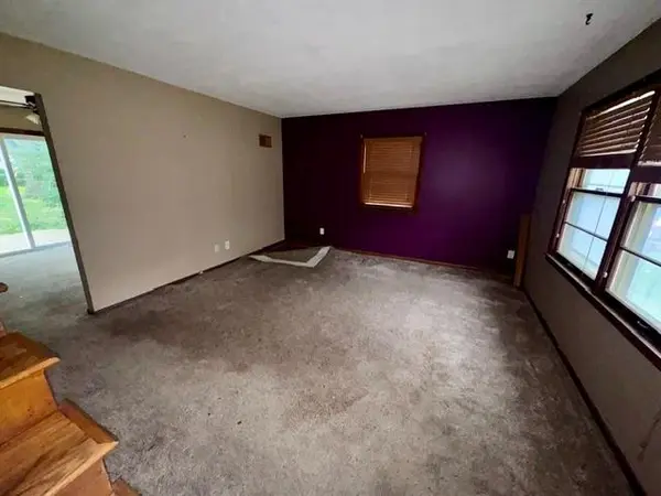16900 E Ellison WAY, Independence, MO 64055