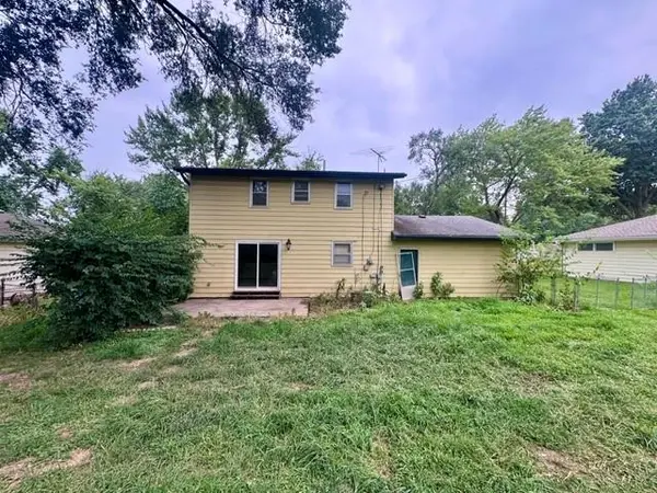 16900 E Ellison WAY, Independence, MO 64055