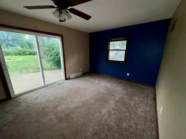 16900 E Ellison WAY, Independence, MO 64055