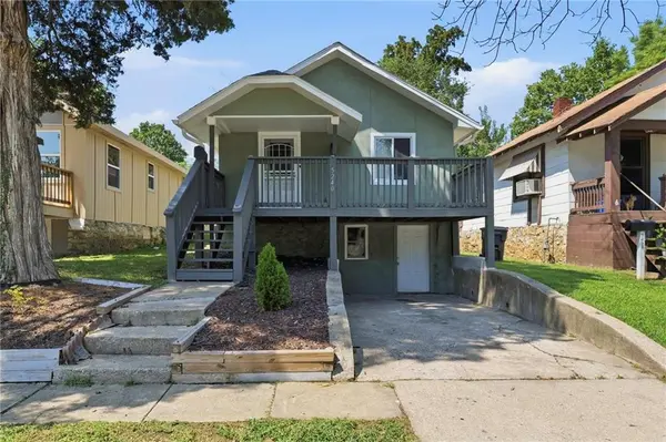 5240 South Benton AVE, Kansas City, MO 64130