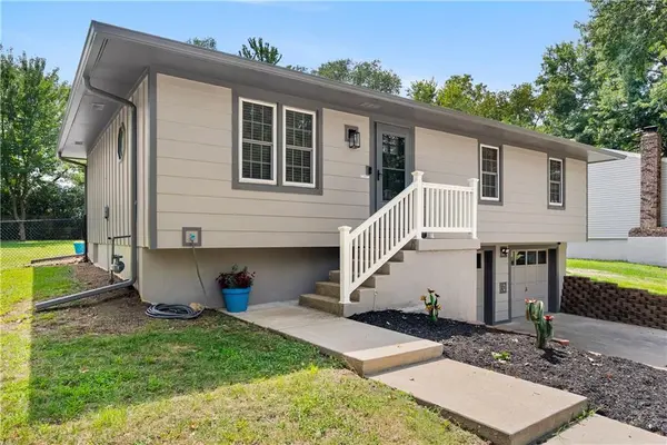 1504 Lawndale AVE, Pleasant Hill, MO 64080
