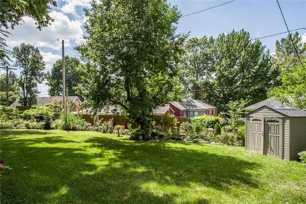 904 Ashland CT, St Joseph, MO 64506