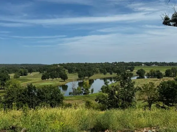 121 & 125 Alvamar ST, Linn Valley, KS 66040