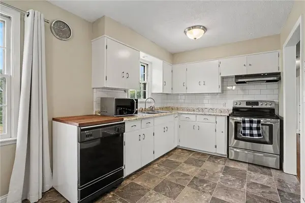 6412 County Line RD, Kansas City, KS 66106