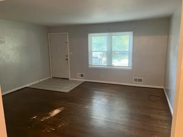 508 SE Independence AVE, Lee's Summit, MO 64063