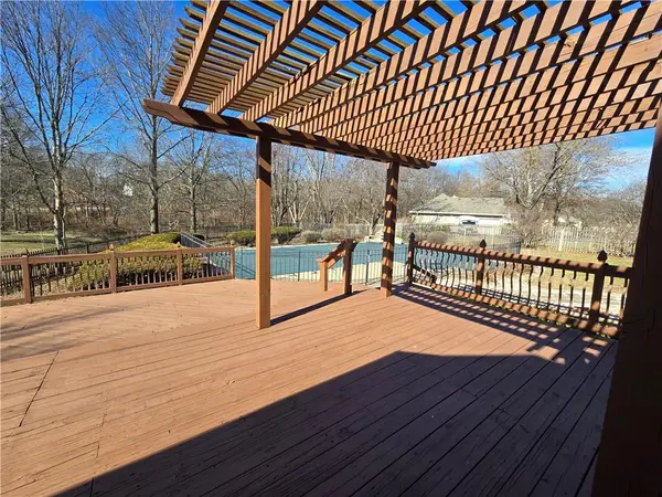 3605 SW Meyer BLVD, Blue Springs, MO 64015