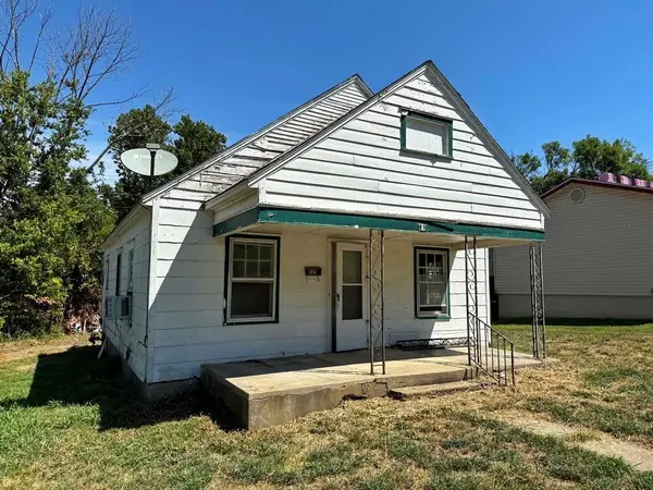 121 W Lafayette ST, El Dorado Springs, MO 64744