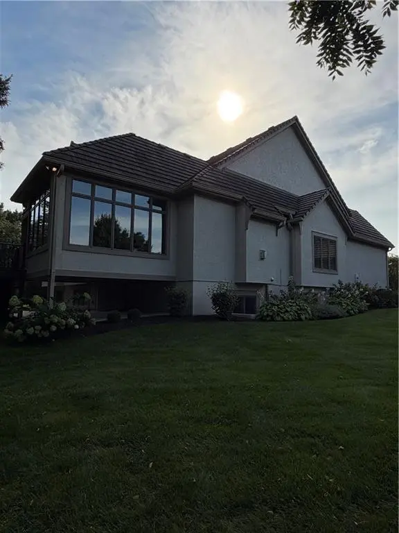 5303 W 124th CT, Overland Park, KS 66209