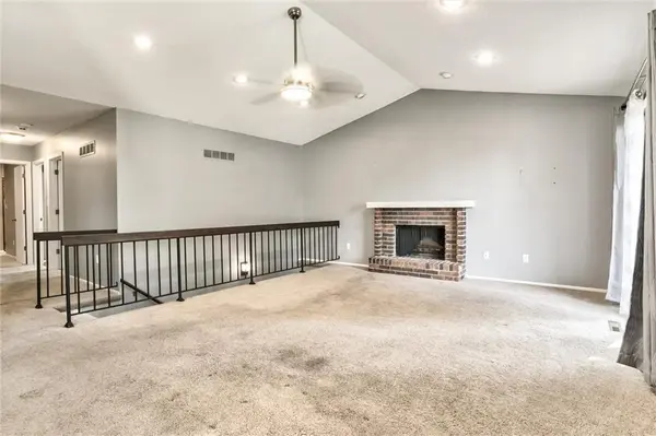 12801 W 109th ST, Overland Park, KS 66210