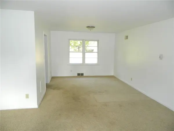 2105 Haskell AVE, Lawrence, KS 66046