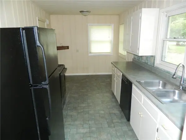2105 Haskell AVE, Lawrence, KS 66046