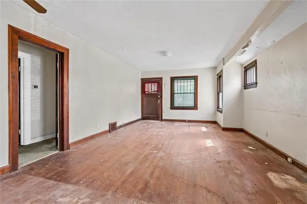532 Blue Ridge BLVD, Kansas City, MO 64125