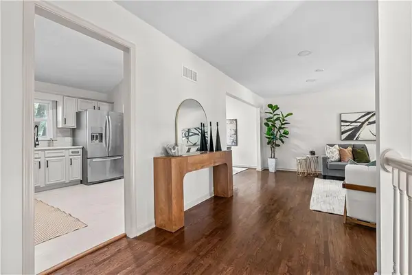 1409 W ALTA LN, Olathe, KS 66061